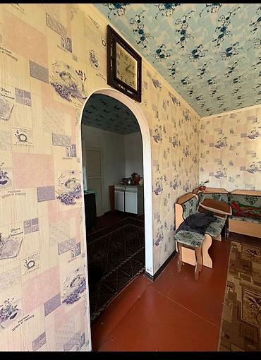 Продажа коттеджей и домов: Срочно продается большой дом 140м² в г.Бишкек ж/м Балбан таймаш 5 — 11