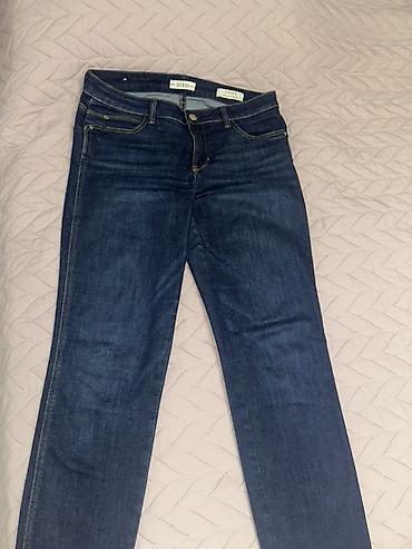 hamile salvari: GUESS qadın cins şalvarı

- Model: GUESS “Curve X” — 2