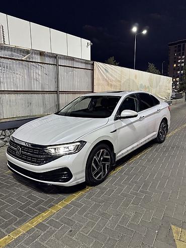 рав 4 2022: Volkswagen Jetta: 2022 г., 1.4 л, Робот, Бензин, Седан — 1