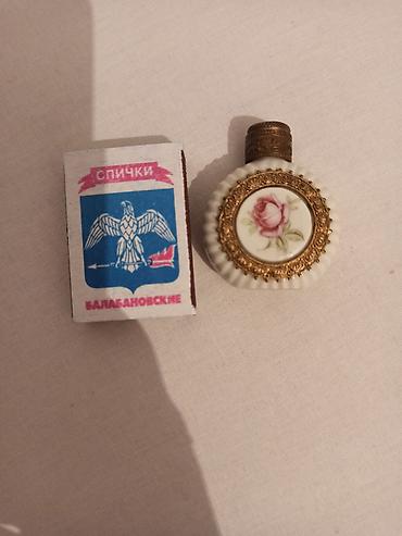 Сулуулук жана ден соолук: Миниатюрный винтажный флакон для духов. - Материал: белый — 6