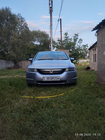 продаю адиссей: Honda Odyssey: 2004 г., 2.4 л, Вариатор, Бензин, Вэн/Минивэн