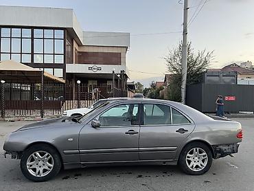 на мерс: Mercedes-Benz E-Class: 1998 г., 2.2 л, Автомат, Бензин, Седан — 7