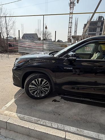 platinum: Toyota Highlander: 2021 г., 2.5 л, Автомат, Гибрид, Кроссовер — 4