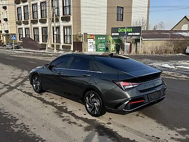 Hyundai: Hyundai Elantra: 2023 г., 1.5 л, Автомат, Бензин, Седан — 4