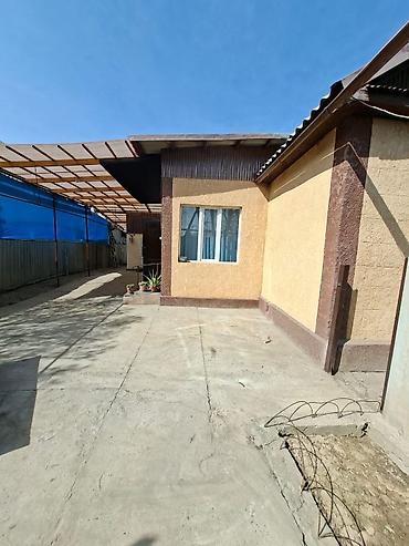 Продажа коттеджей и домов: Продается!!! Дом в г. Бишкек( бывшее с. Маевка), из жженного — 3