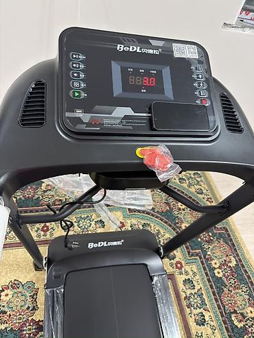 Беговые дорожки: Беговая дорожка X3 для дома Основные характеристики: - Мощность — 6