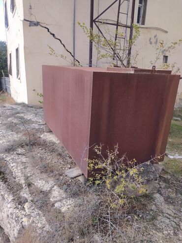 Baklar və çənlər: Bak, Metal — 3