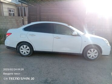 Nissan: Nissan Almera: 2015 г., 1.6 л, Механика, Бензин, Хэтчбэк