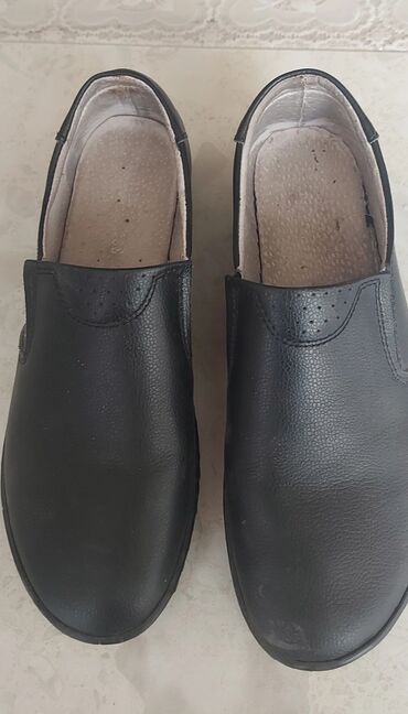 обувь для школы: Туфли 37, цвет - Черный