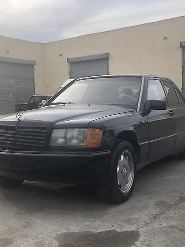 megane disk: Mercedes-Benz 190 (W201): 2.3 l | 1990 il Sedan — 4