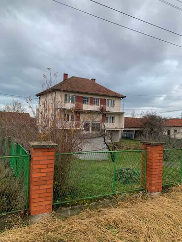 prodaja kuca rumenka: 360 sq. m, 4 bedroom