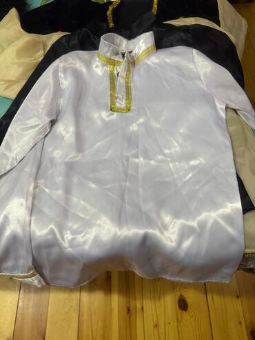 Milli geyimlər: Məhsul: Uşaq üçün milli geyim dəsti Təsvir: - Parlaq atlas — 4