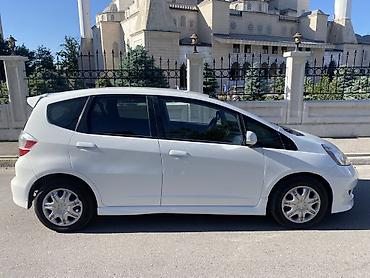 фит 3: Honda Fit: 2010 г., 1.5 л, Автомат, Бензин, Хэтчбэк — 3