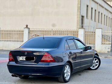 Mercedes-Benz: Mercedes-Benz C 240: 2.4 l | 2000 il Sedan -da lalafo.az — 9 Mercedes-Benz: Mercedes-Benz C 240: 2.4 l | 2000 il Sedan — 9