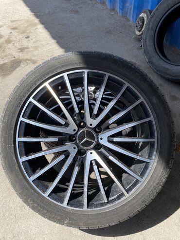 Диски: Диски R 19 AMG, Комплект, отверстий - 5, Б/у — 3