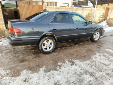 Toyota: Toyota Camry: 2000 г., 2.2 л, Автомат, Бензин, Седан