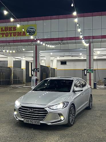 Hyundai: Hyundai Elantra: 1.6 л | Седан — 1