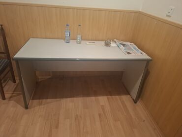 стол трюмо: Компьютерный стол, Нераскладной, Прямоугольный стол