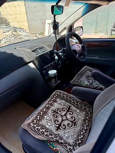 devo tiko: Toyota Ipsum: 2003 г., 2.4 л, Бензин, Минивэн — 7