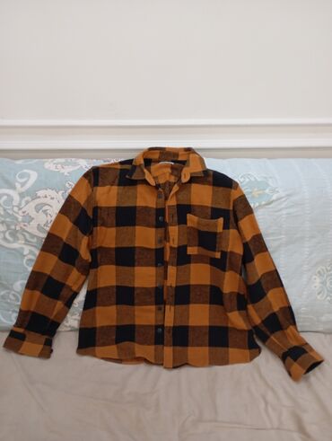 синяя рубашка в клетку женская: Мужская рубашка DeFacto Menswear - Модель: REGULAR FIT (прямой крой)
