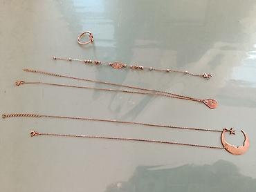 buji: Qadın aksesuar dəsti – rosegold tonlarda Tərkib: - 2 ədəd nazik — 4