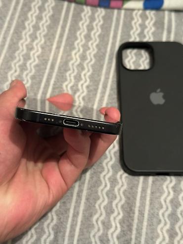 iphone se 2016: IPhone 15, Б/у, 128 ГБ, Черный, Чехол, 79 % — 6