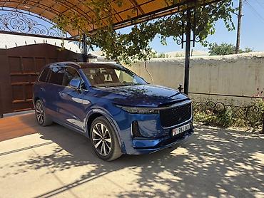 Lixiang: Lixiang One: 2020 г., 1.2 л, Вариатор, Гибрид, Кроссовер — 1