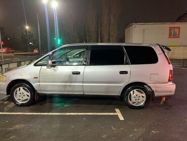 авто 300000 сом: Honda Odyssey: 1997 г., 2.3 л, Автомат, Газ, Минивэн