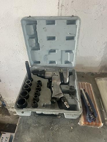 zergerlik avadanliqlari: Avtomobil şin servisi üçün avadanlıq komplekti Tərkib: - Şin — 8