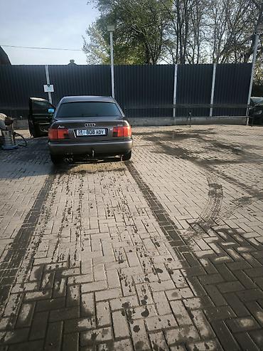 колпак на ауди: Audi A6: 1996 г., 2.6 л, Механика, Бензин, Седан — 3
