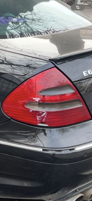 Mercedes-Benz: Срочно продаю фару от мерса 211 Задняя левая фара Полностью рабочая