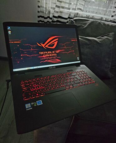 ASUS: Intel Core i7, 17.3 " — 1