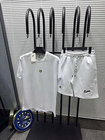 Trenerke: Komplet majca+šorc
Cena 4400, 
S,M,L,XL,XXL
PS✨ — 13