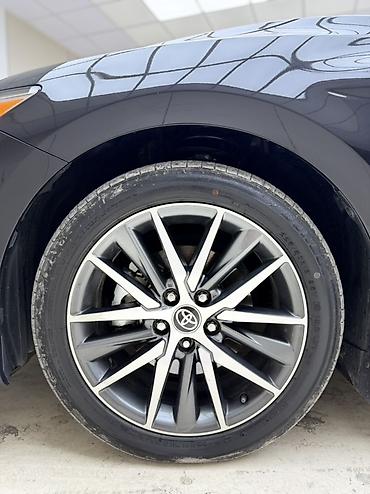 pm 2 5: Toyota Camry: 2021 г., 2.5 л, Автомат, Гибрид, Седан — 6