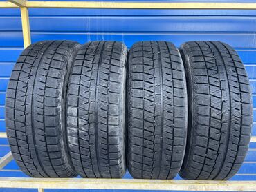 Шины: Шины 215 / 60 / R 16, Зима, Б/у, Комплект, Легковые, Япония, Bridgestone