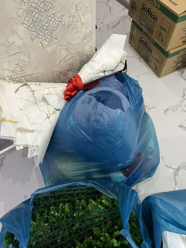 Hədiyyə bağlamaları: Hədiyyə paketi, Yeni, Ödənişli çatdırılma — 24