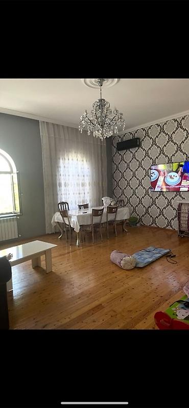 Həyət evləri və villaların satışı: Hovuzlu həyət evi - Geniş, tam daş hasarla əhatələnmiş həyət; — 5