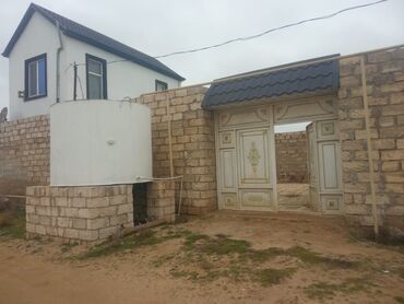 Həyət evləri və villaların satışı: 2 otaqlı, 40 kv. m, Kredit yoxdur, Orta təmir — 2