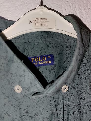 Košulje: Muške košulje – veličina L (2 komada) Svaka košulja po 800dinara 1) — 18