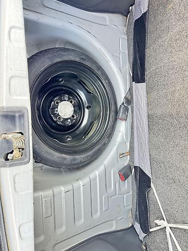 Toyota: Toyota Vitz: 2000 г., 1 л, Автомат, Бензин — 8