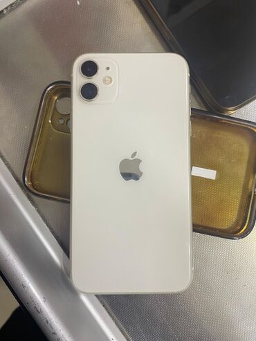 Apple iPhone: IPhone 11, Ağ, Face ID