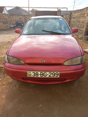 maşın şekilleri: Hyundai Accent: 1.3 l | 1995 il Sedan