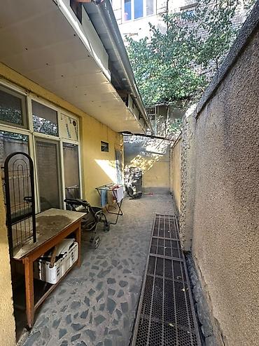 Продажа квартир: 5 комнат, 260 м², Аламедин-1 мкр Индивидуалка, 1 этаж, Косметический ремонт at lalafo.kg — 11 Продажа квартир: 5 комнат, 260 м², Аламедин-1 мкр Индивидуалка, 1 этаж, Косметический ремонт — 11