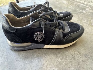 Salonke: Salonke, Replay, 38 — 19