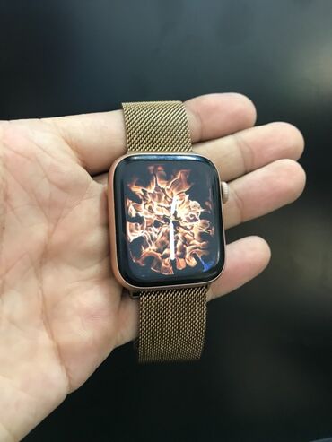 часы invicta: Срочно Apple watch 4 44mm, на экране царапинки. Все работает. В