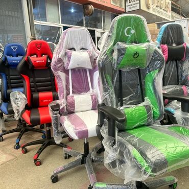 Ofis və oyun kresloları: Yeni, Təkərli, Qolları tənzimlənir, Dəri — 17