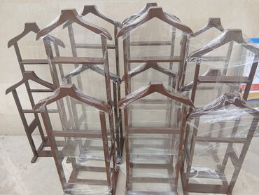 Asılqanlar: Bu, paltarların səliqəli saxlanması üçün nəzərdə tutulmuş taxta -da lalafo.az — 14 Asılqanlar: Bu, paltarların səliqəli saxlanması üçün nəzərdə tutulmuş taxta — 14