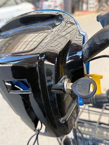 Mopedlər,skuterlər: Elektrik skuter – şəhər içi rahat hərəkət üçün - Rəng: mavi-qara — 5