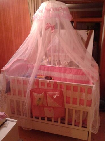 Qoruyucu plyonka və şüşələr: Qız üçün, Çarpayı, Matras ilə, Siyirməli