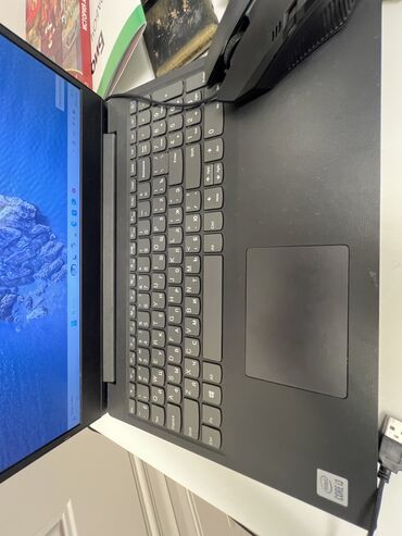 Masaüstü kompüterlər və iş stansiyaları: İşlənmiş Dell 15.6 ", Intel Core i3, 256 GB, Ünvandan götürmə